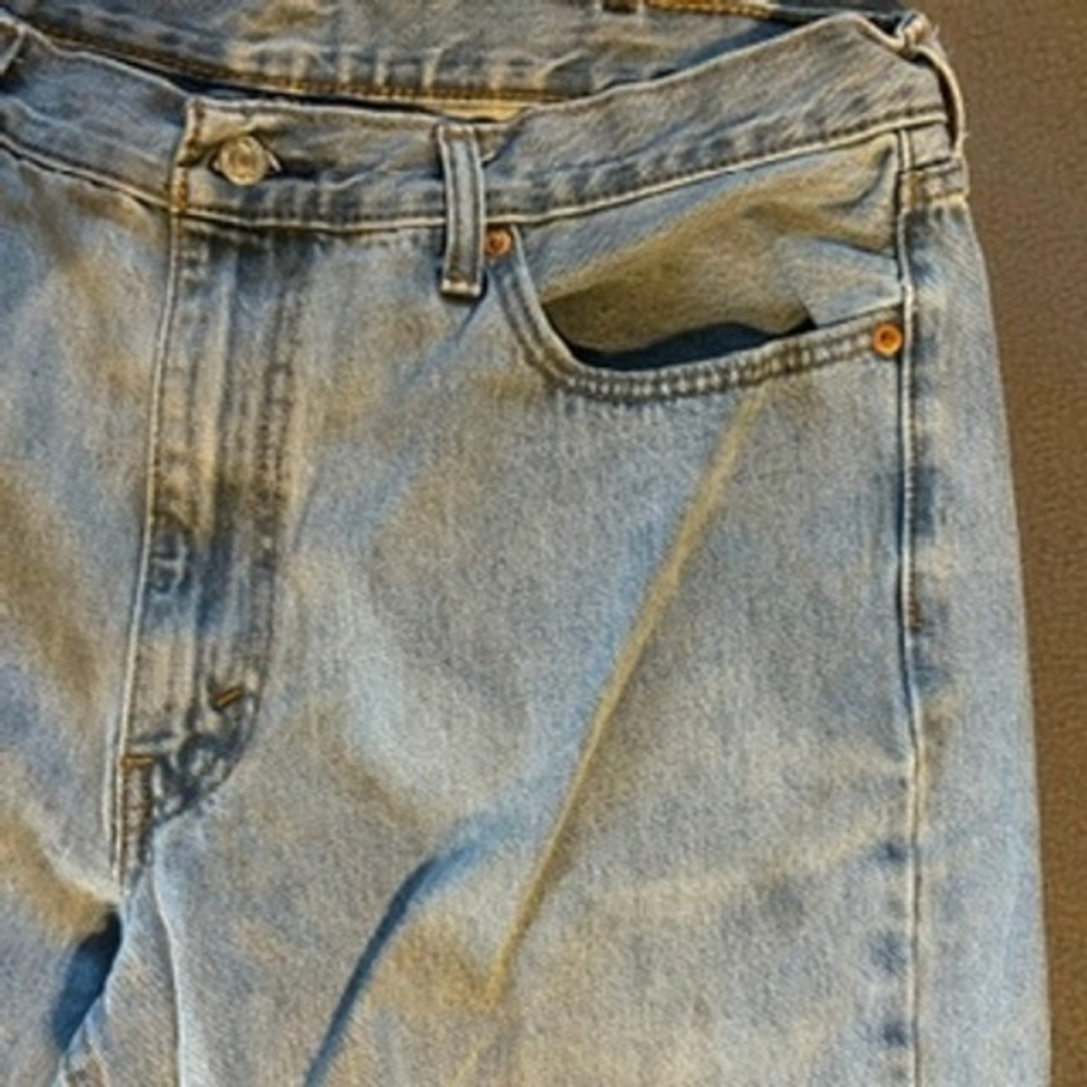 Levi's 550 Relaxed Fit Tapered Leg Light Wash Blue Denim Jeans Mens W38 L32 - Picture 6 of 10